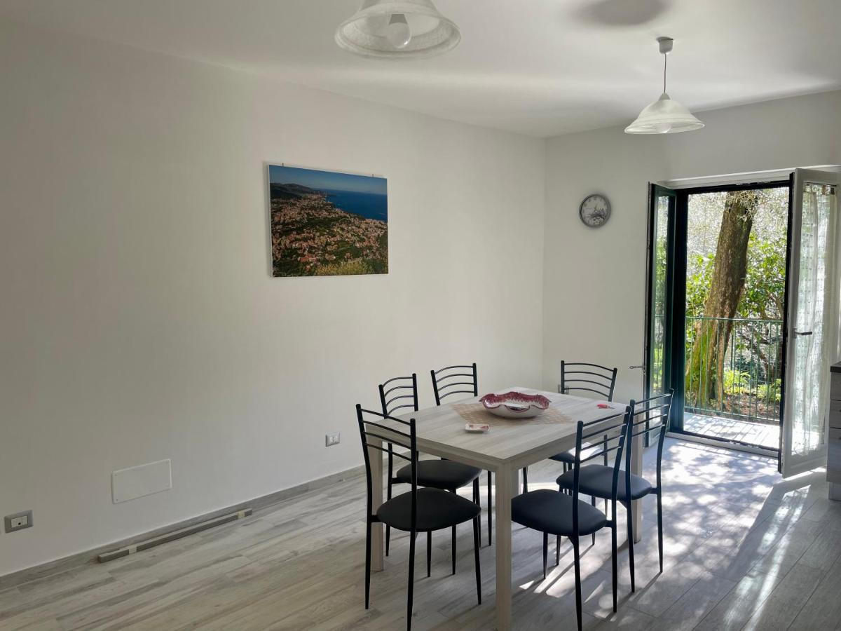 Sorrento Realty Holidays - The Smile Of The Sun 외부 사진